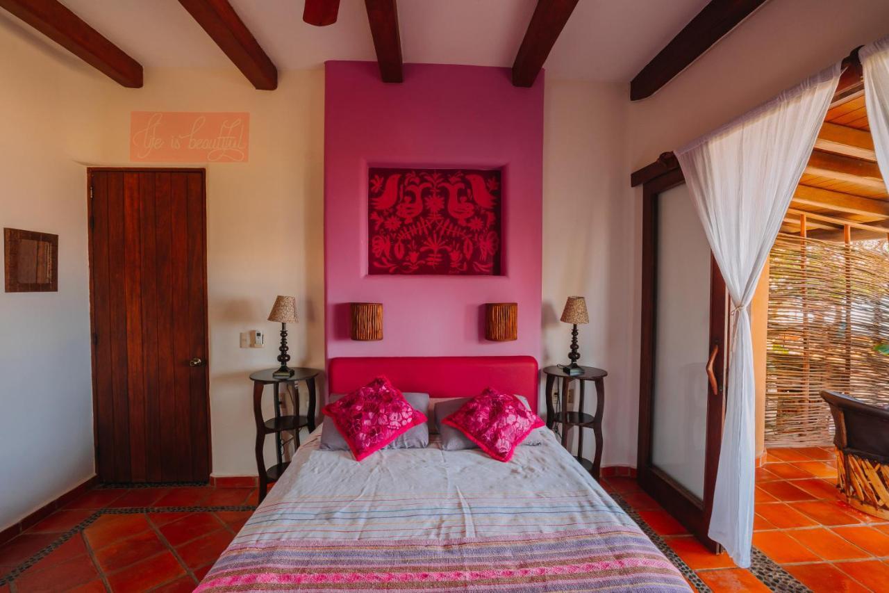 Tres Mujeres Hotel Troncones Exterior photo